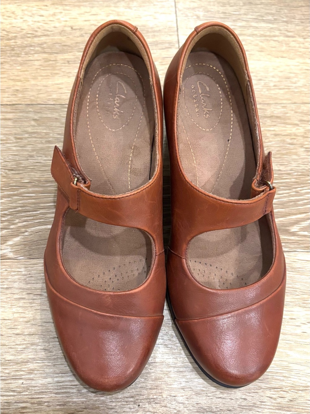 Clarks Artisan Shoes Womens 8.5 Rosalyn Wren Mary Jane Pumps Brown Leather Heels